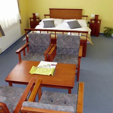 Nobys Hotel 3*